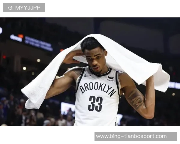 克拉克斯顿创造历史首次三双成篮网21世纪首位中锋三双球员